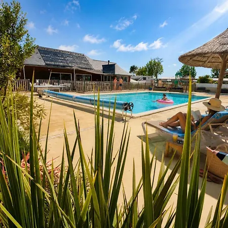 Mon Calme Aparthotel 3*